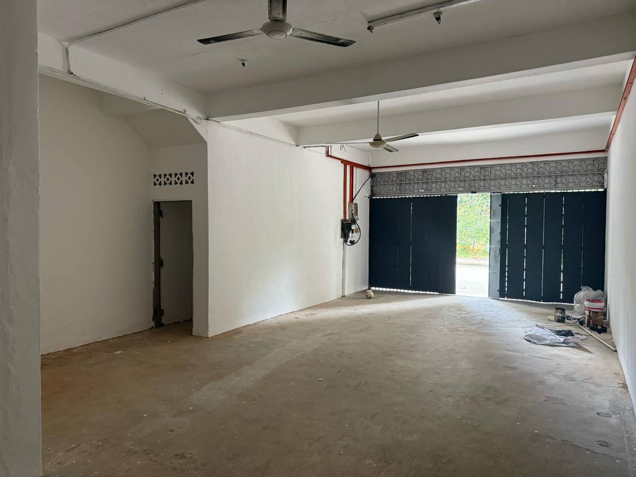 Double Storey Shoplot Taman Tasek