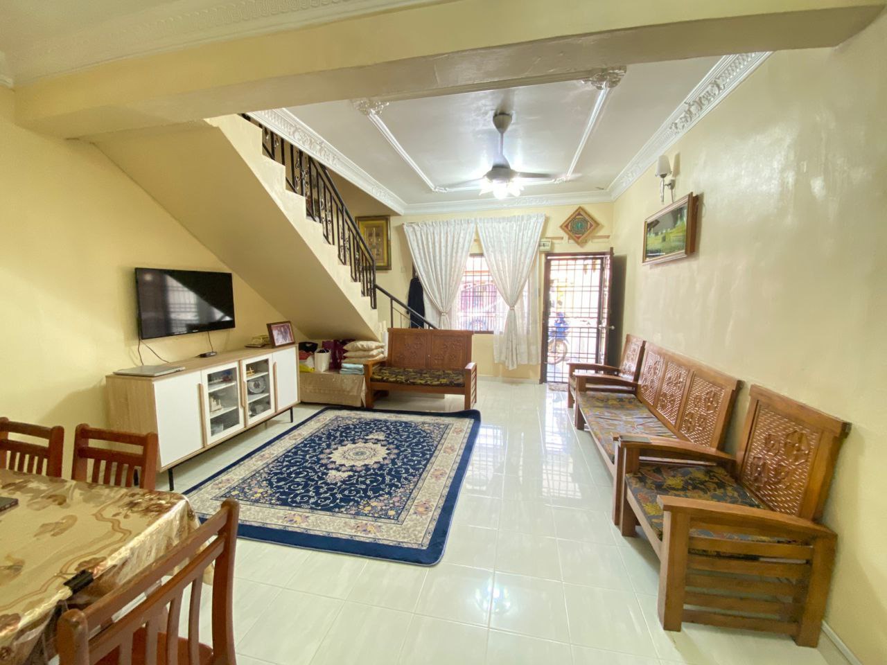 Double Storey Terrace House Xx, Jalan Lading xx Taman Puteri Wangsa, Ulu Tiram