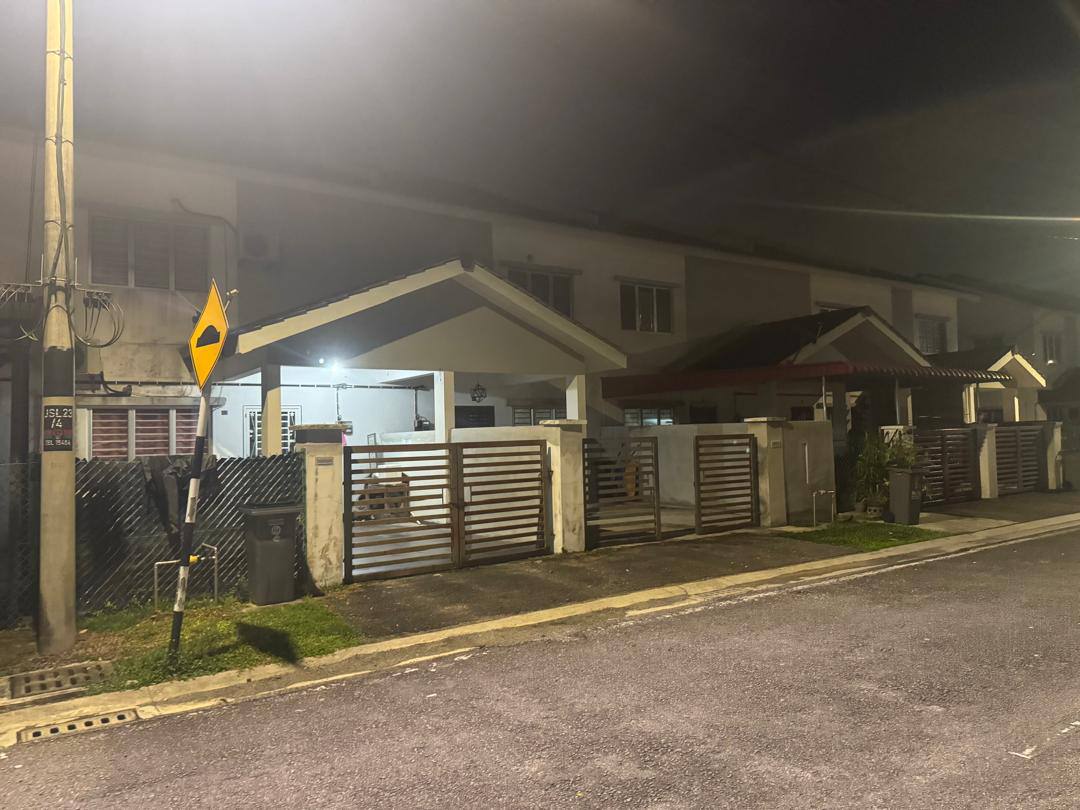 Single Storey Low Cost - Intermediate Taman Universiti