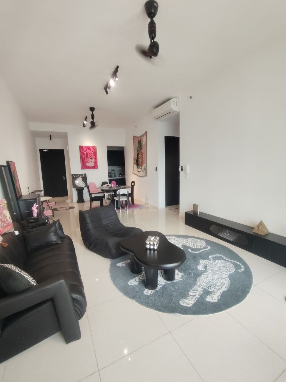 Condominium Paradigm Residensi