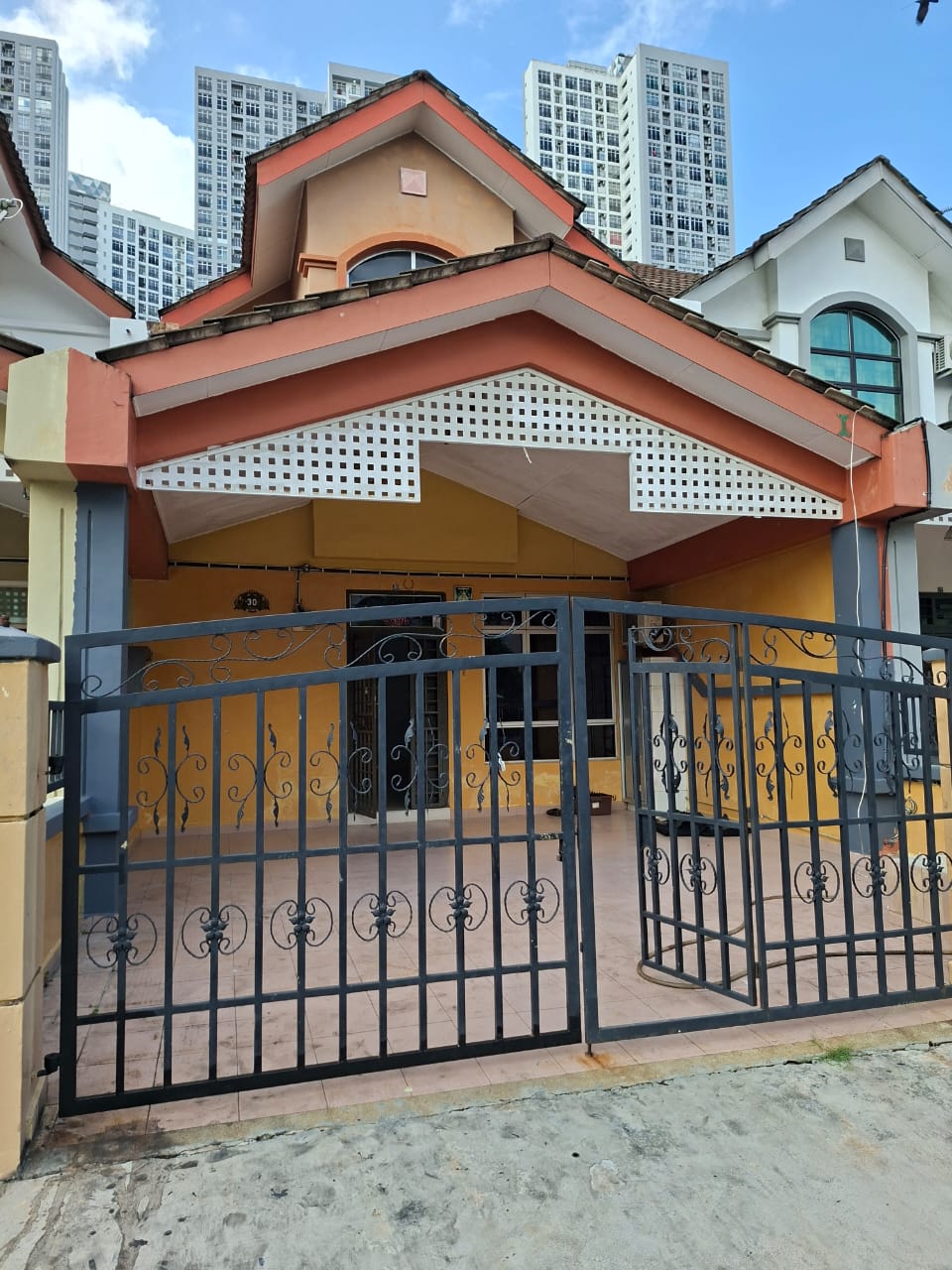 Double Storey Intermediate Bandar Seri Alam