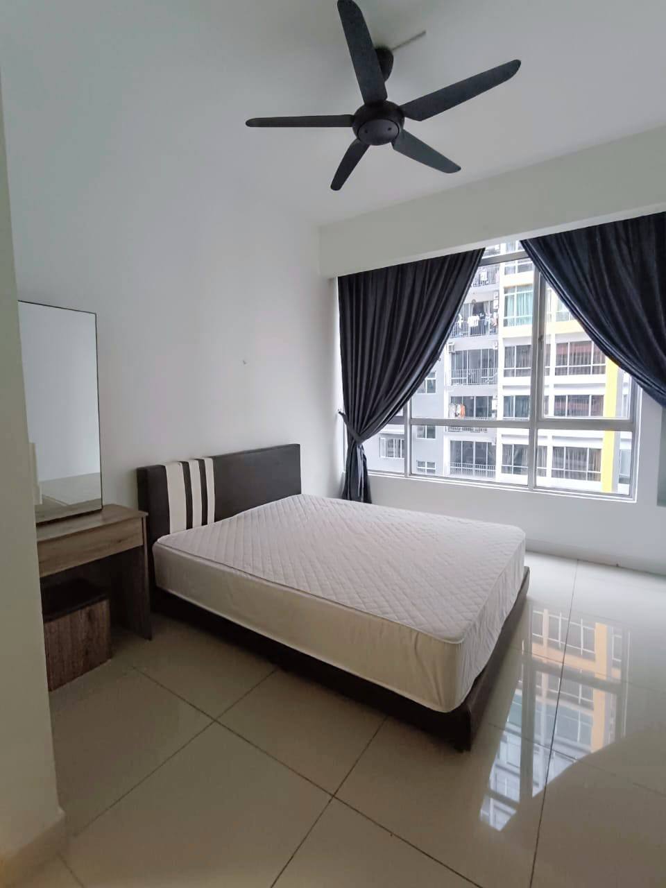 Service Apartment (Middle Floor) Greenfield Regency 2