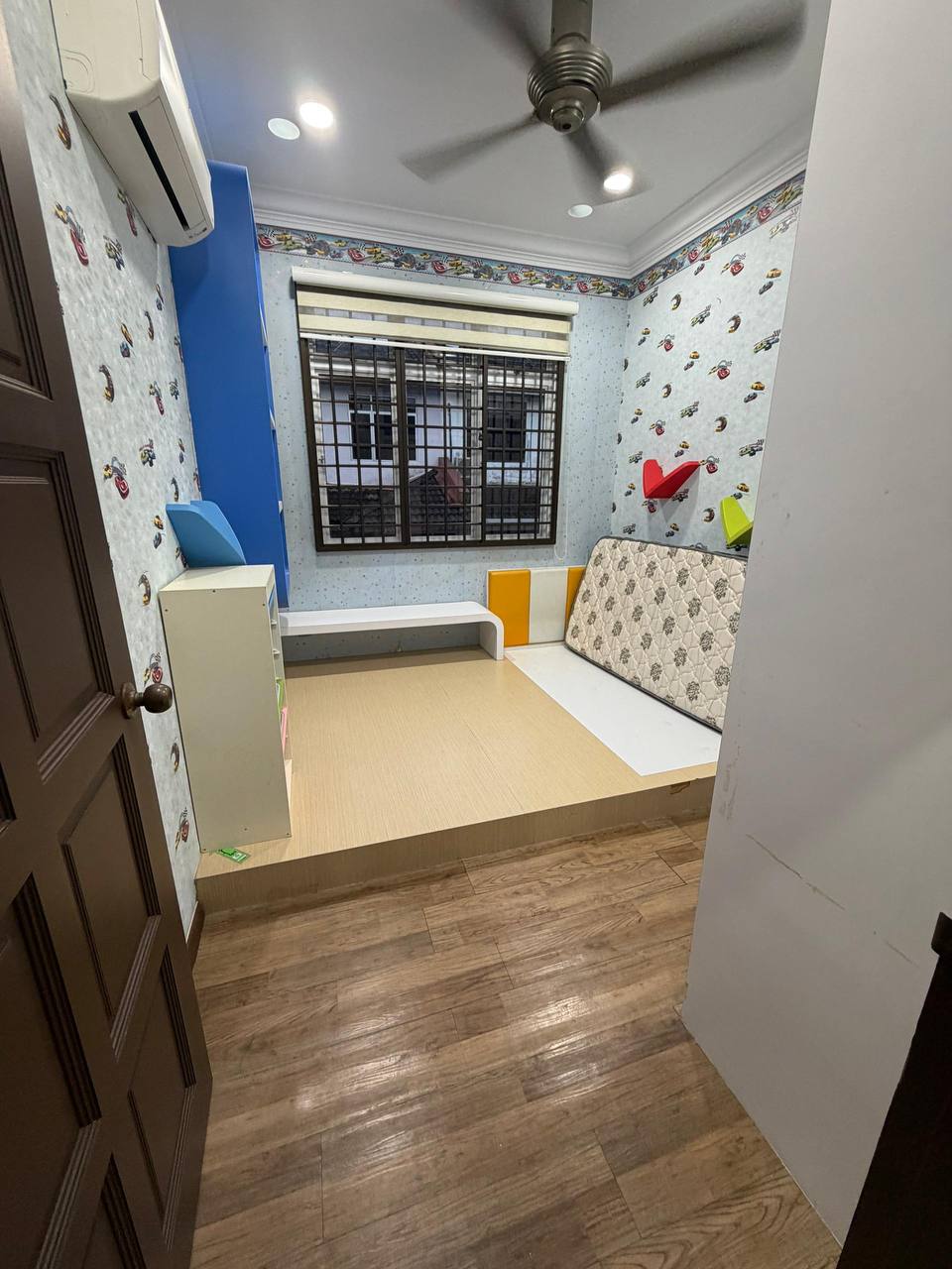 Double Storey Terrace Jalan Indah 19 Bukit Indah 3