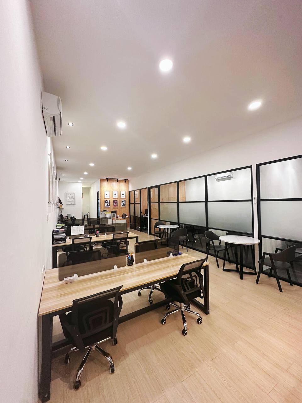 Shop Office 4-Storey Eco Palladium 3