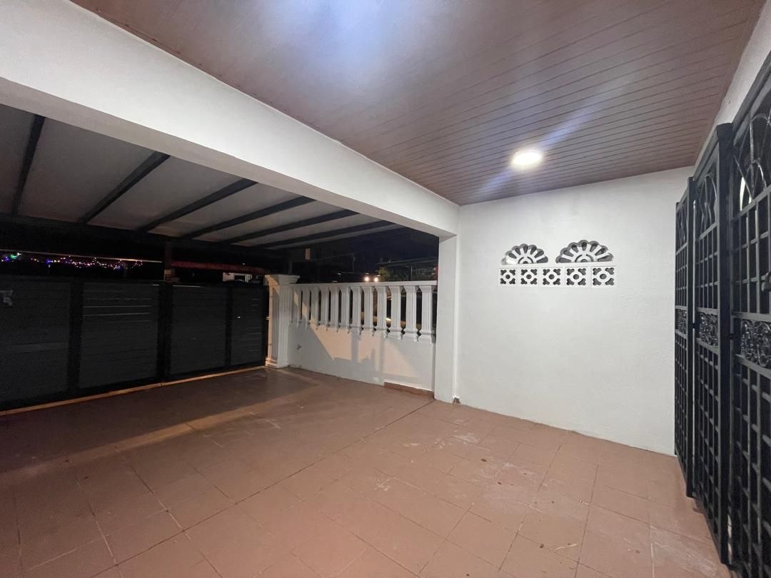 Double storey medium cost Taman Kota Masai 11