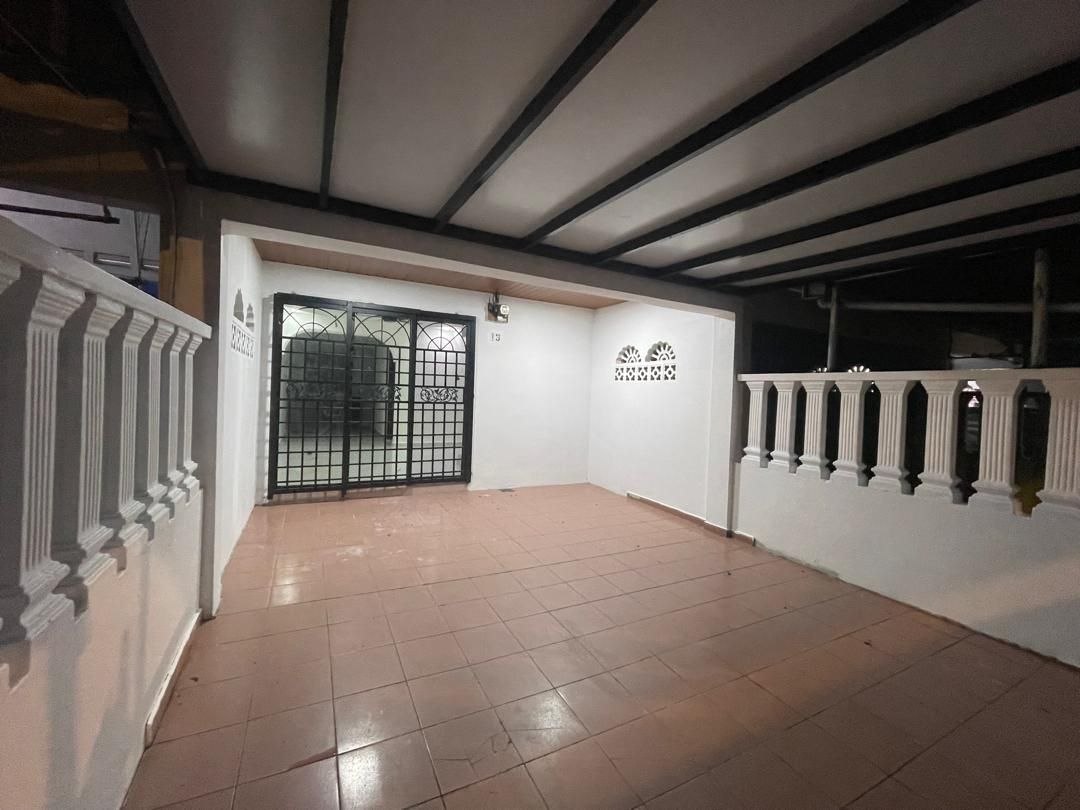 Double storey medium cost Taman Kota Masai 12