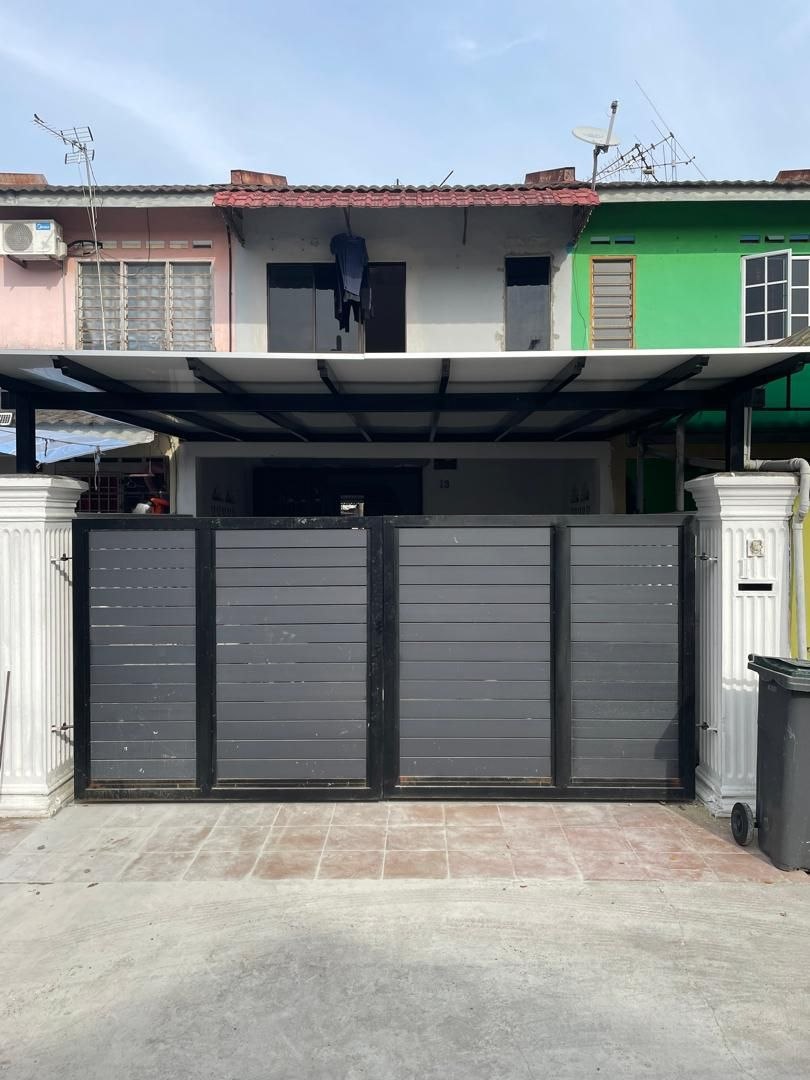 Double storey medium cost Taman Kota Masai 27