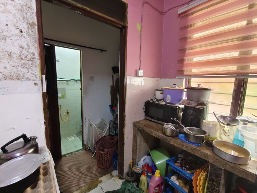 Double Storey Low Medium Cost Bandar Putra Kulai 7