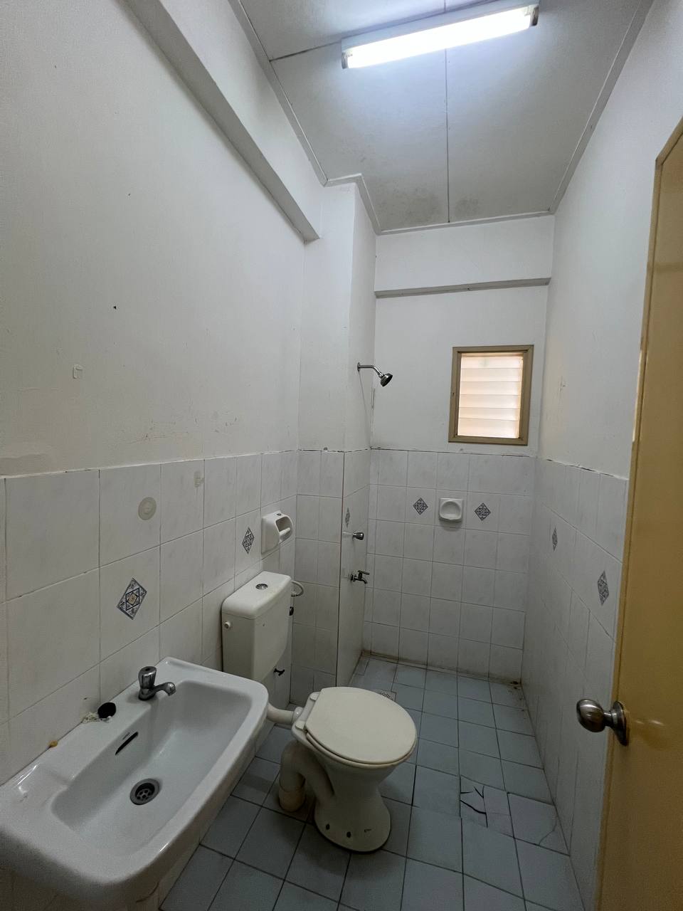 Apartment Vista Seri Alam 9