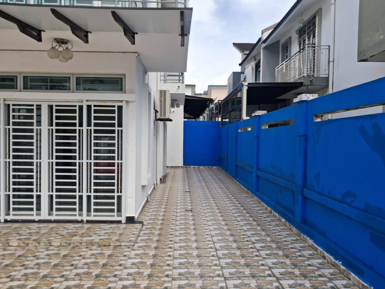 House Jalan Utama 3x 13