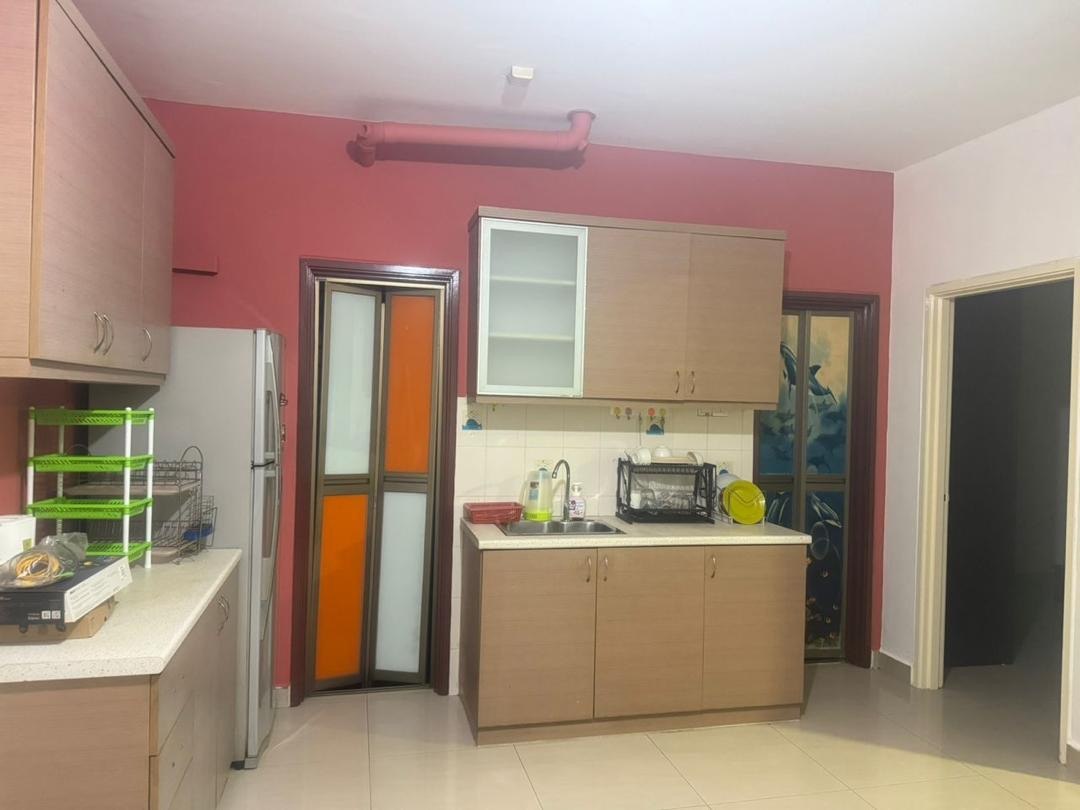 Service Apartment Suriamas @Larkin 4