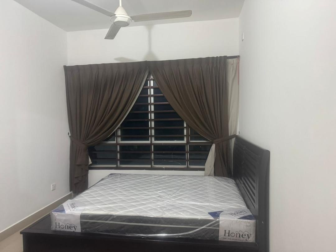 Service Apartment Suriamas @Larkin 2