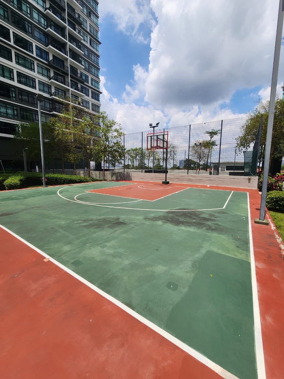 Studio Molek Regency 6