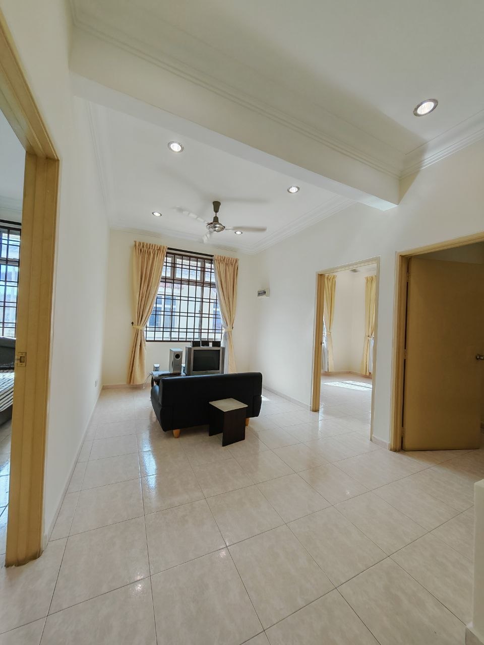 Double Storey Terrace House Nusa Indah 3