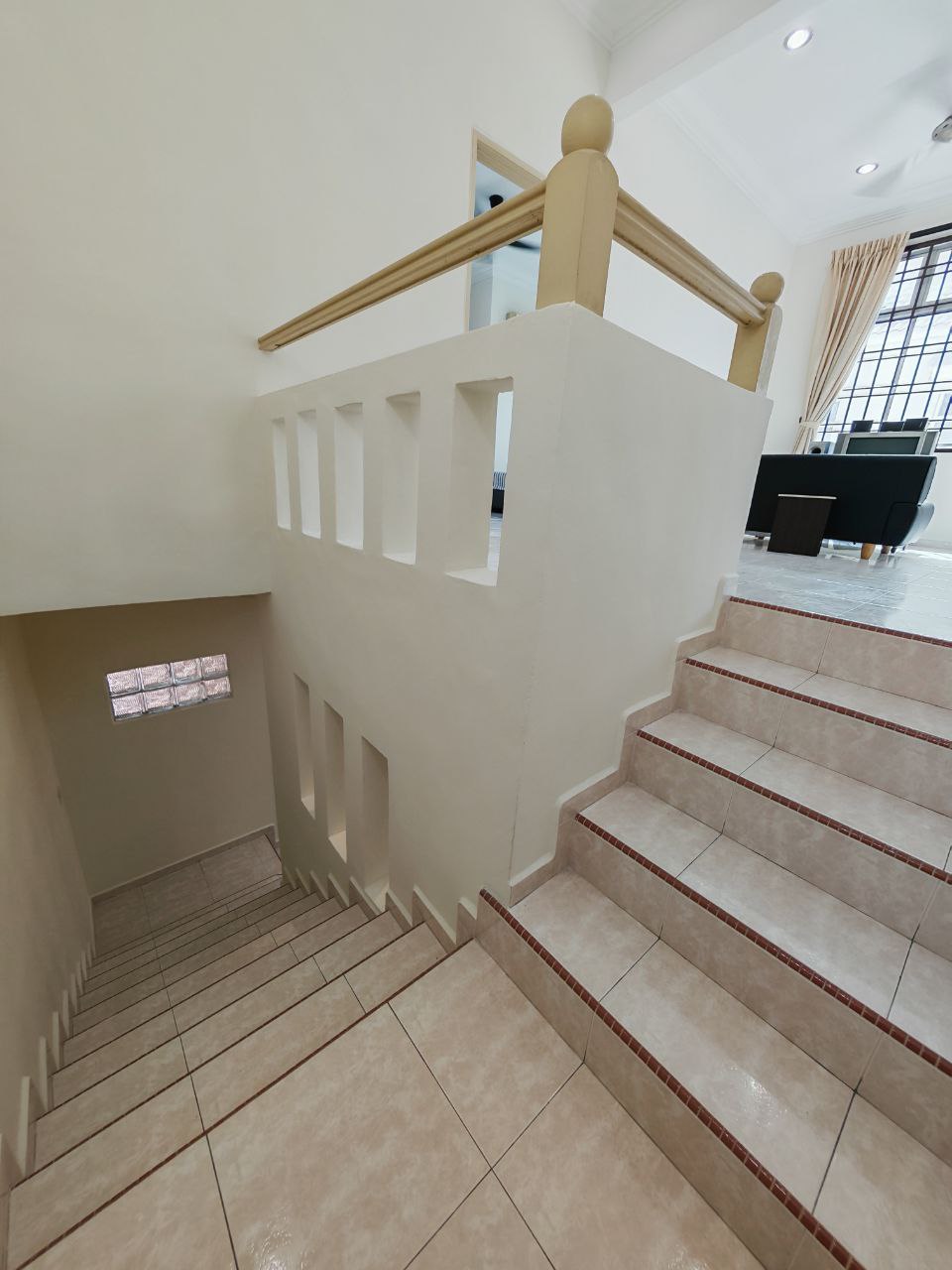 Double Storey Terrace House Nusa Indah 5