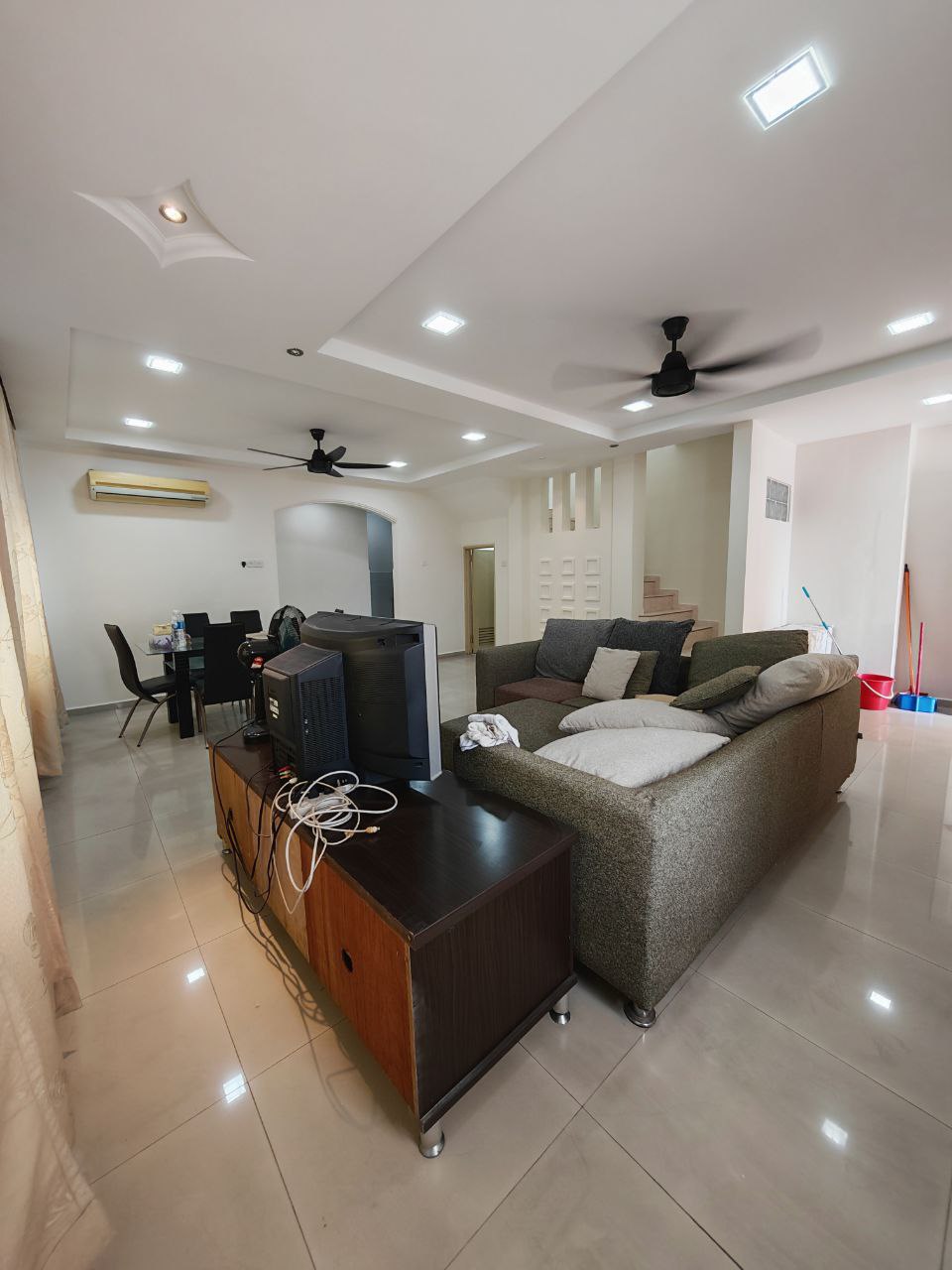 Double Storey Terrace House Nusa Indah 2