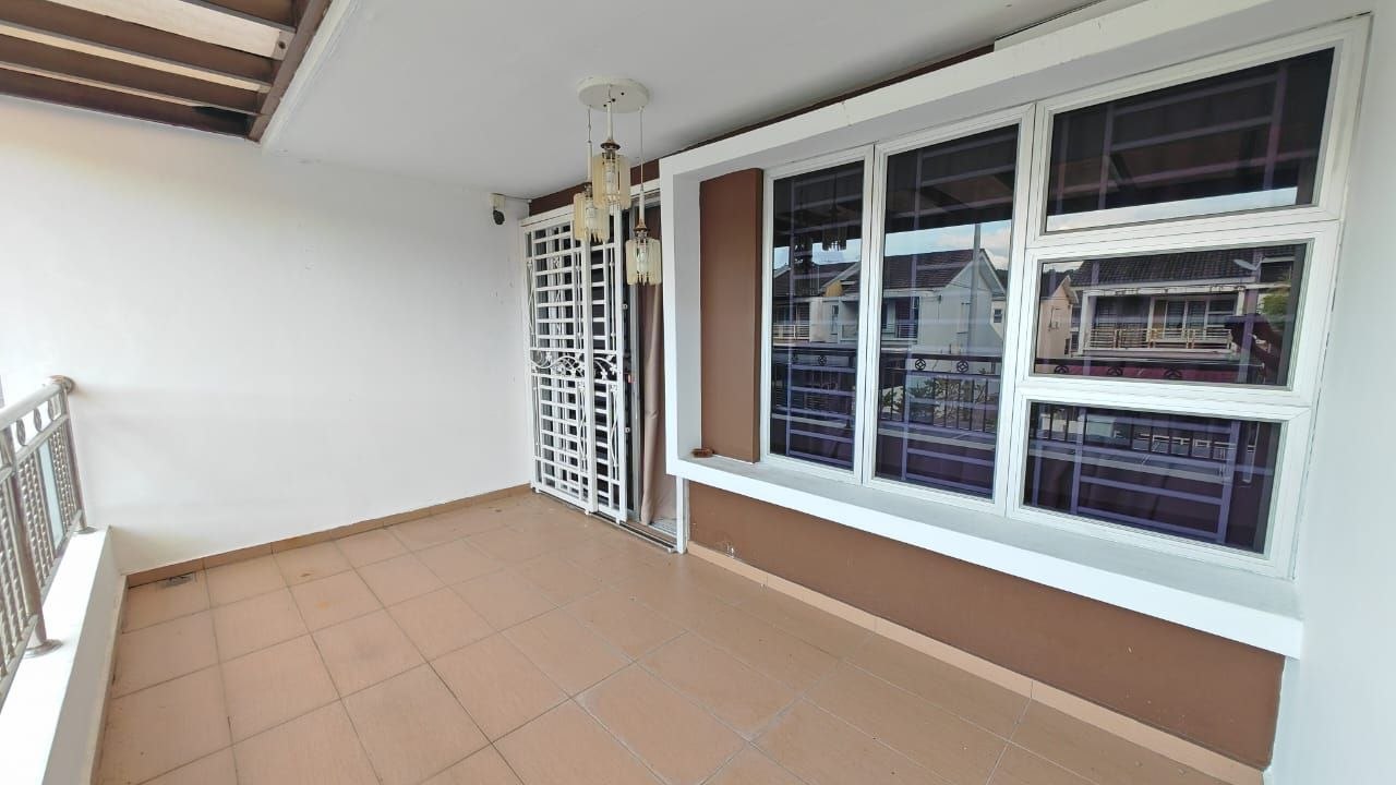 Double Storey Terrace House Nusa Indah 22