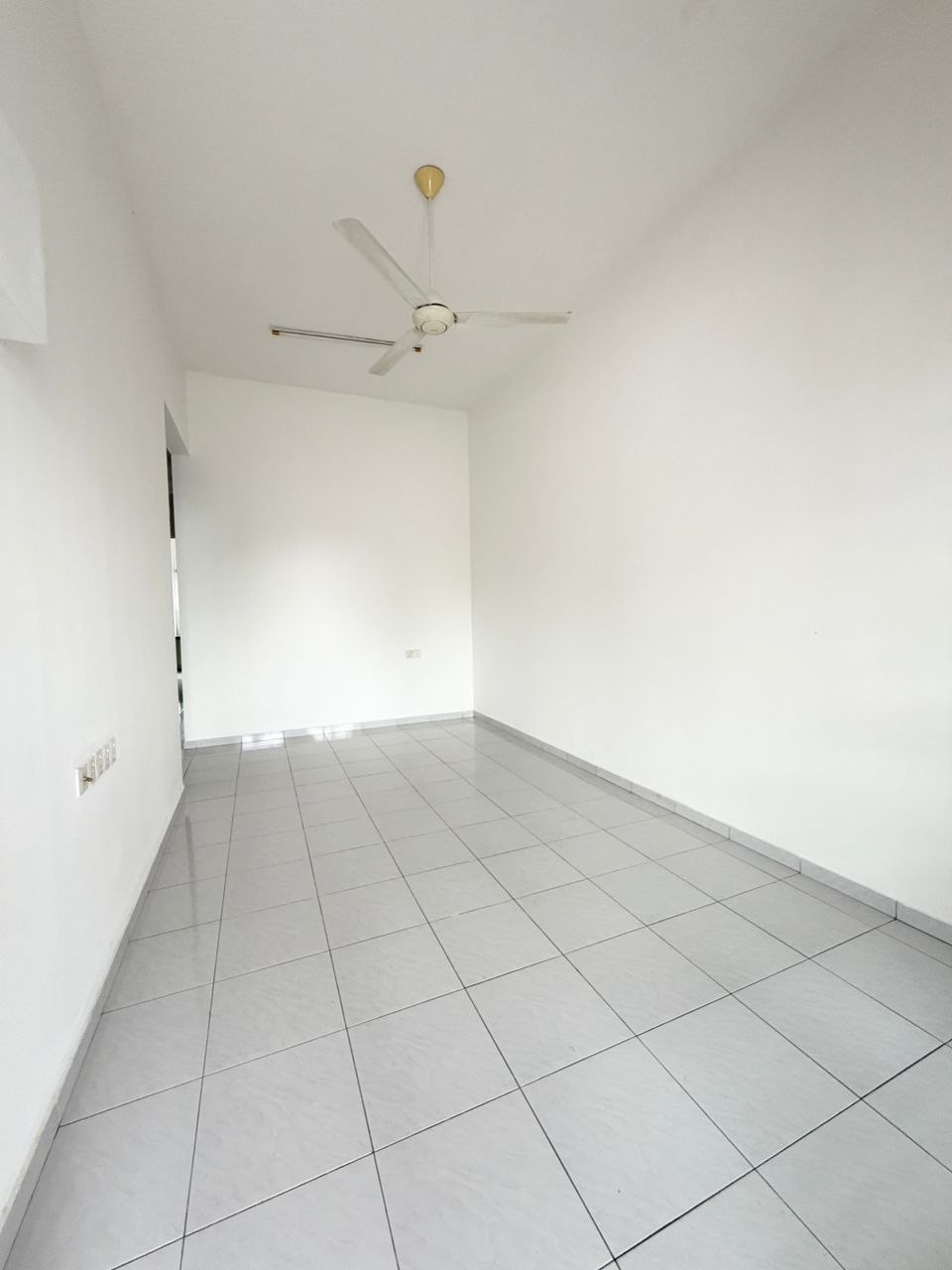 Double Storey Terrace (End Lot) Nusa Bayu 2