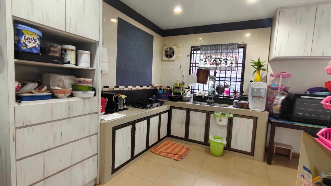 House Taman University 12