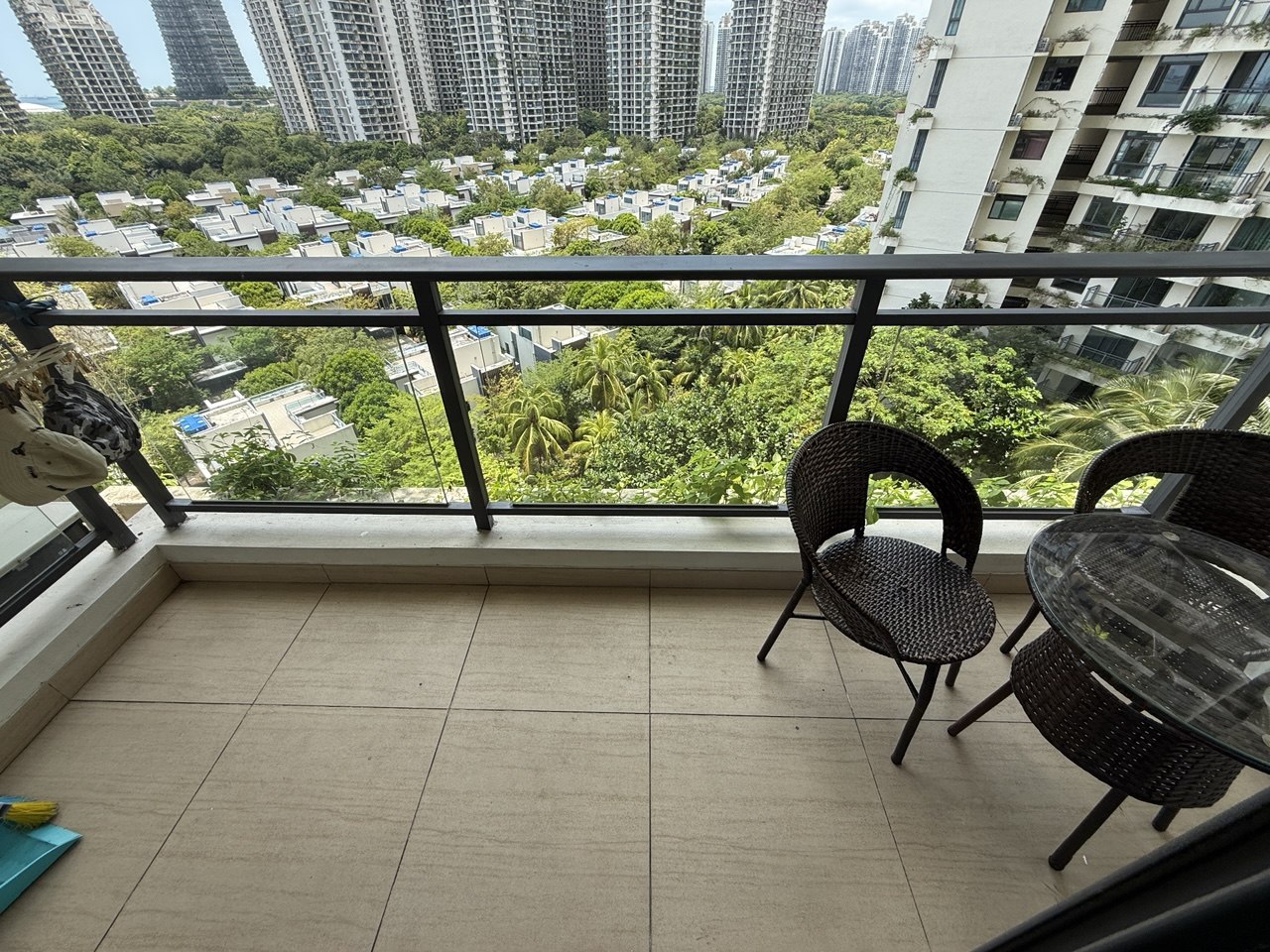 Condo Starview Bay 12