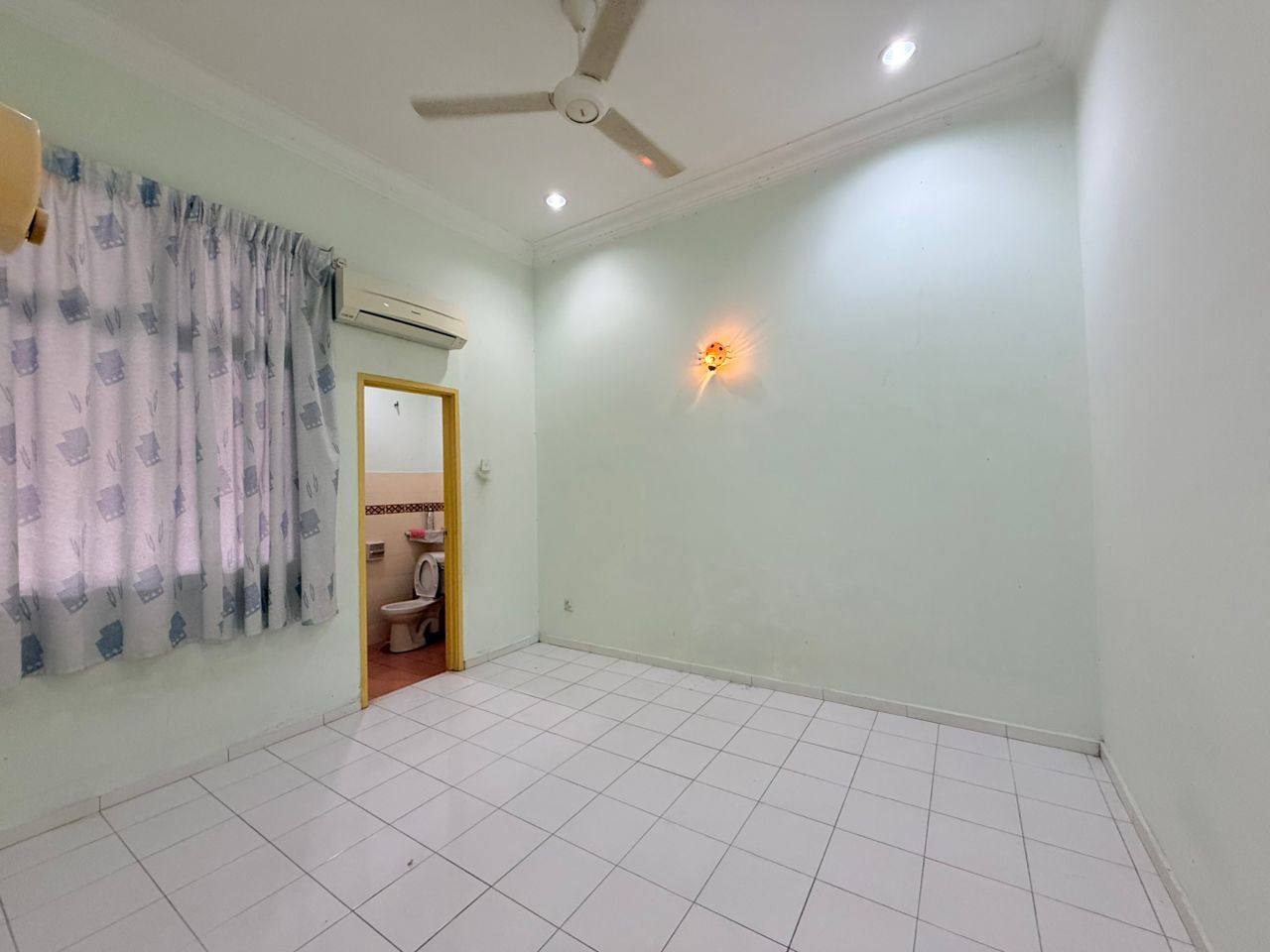 Single Storey Terrace Jalan Bakti Mutiara Rini 4