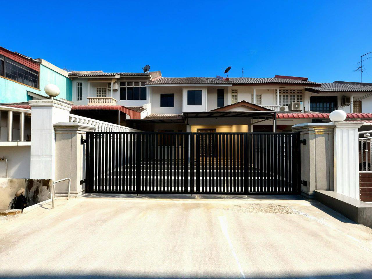 Double Storey Taman Timur – photo 1