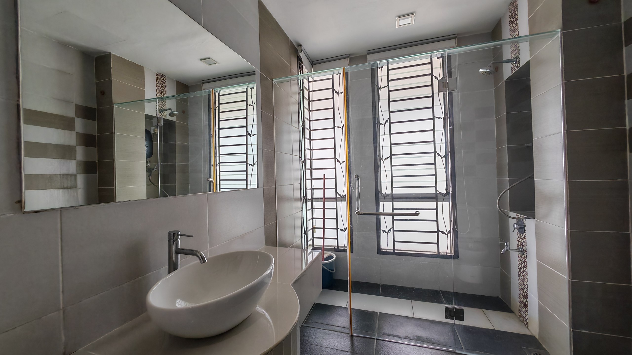 2.5 Storey Terrace Sutera Pulai 8