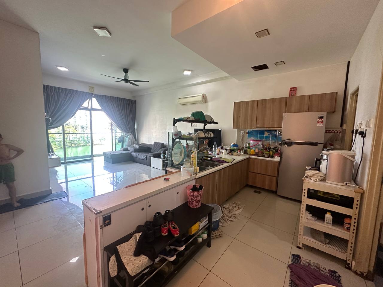 Service Apartment Mount Austin 4