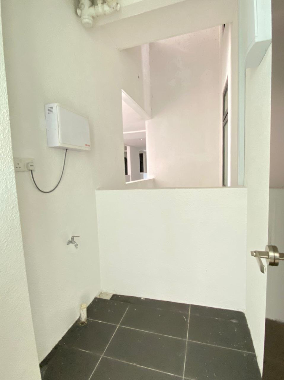 Condominium Taman Perling 8