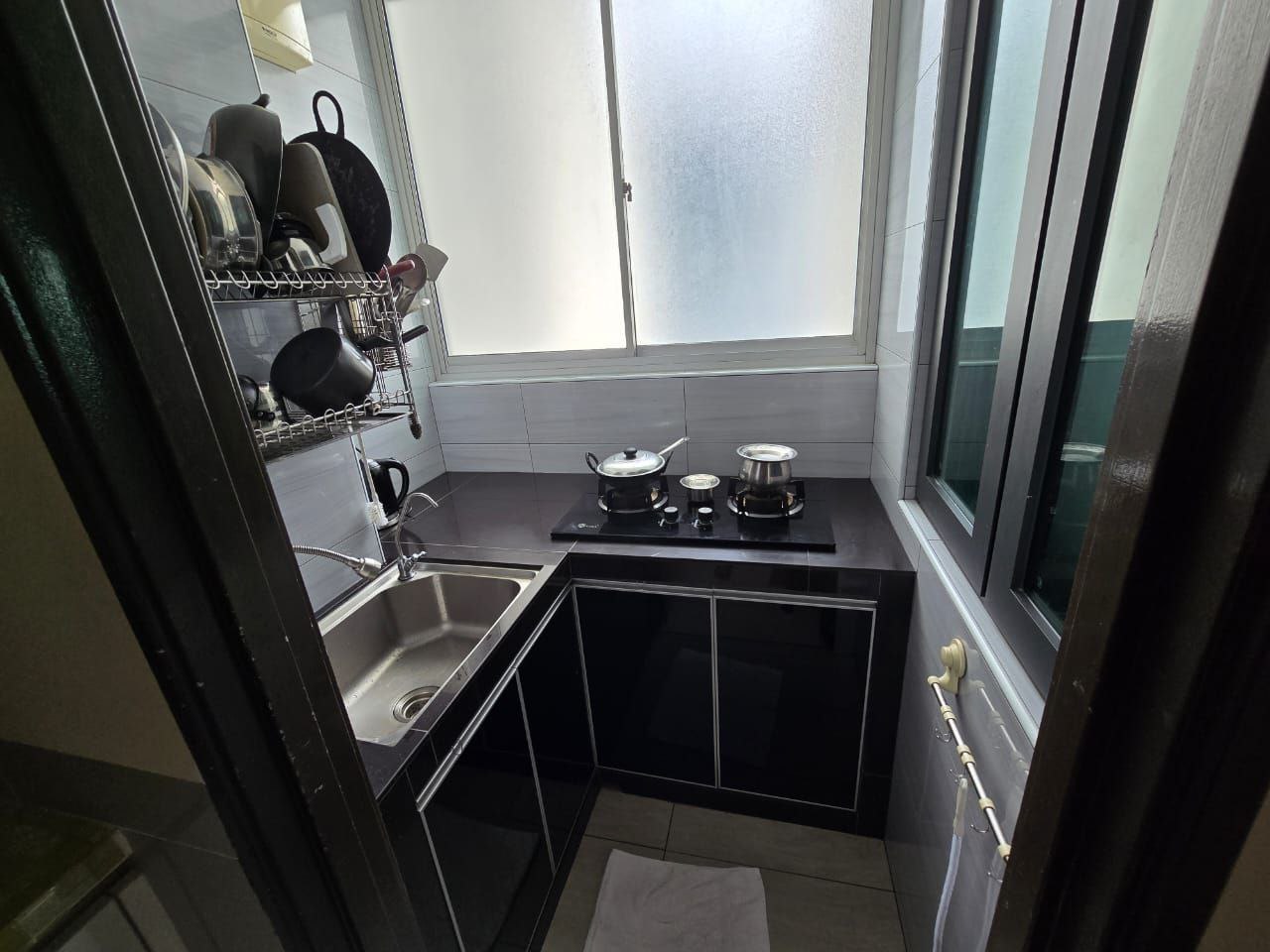 Condo Taman Perling 10