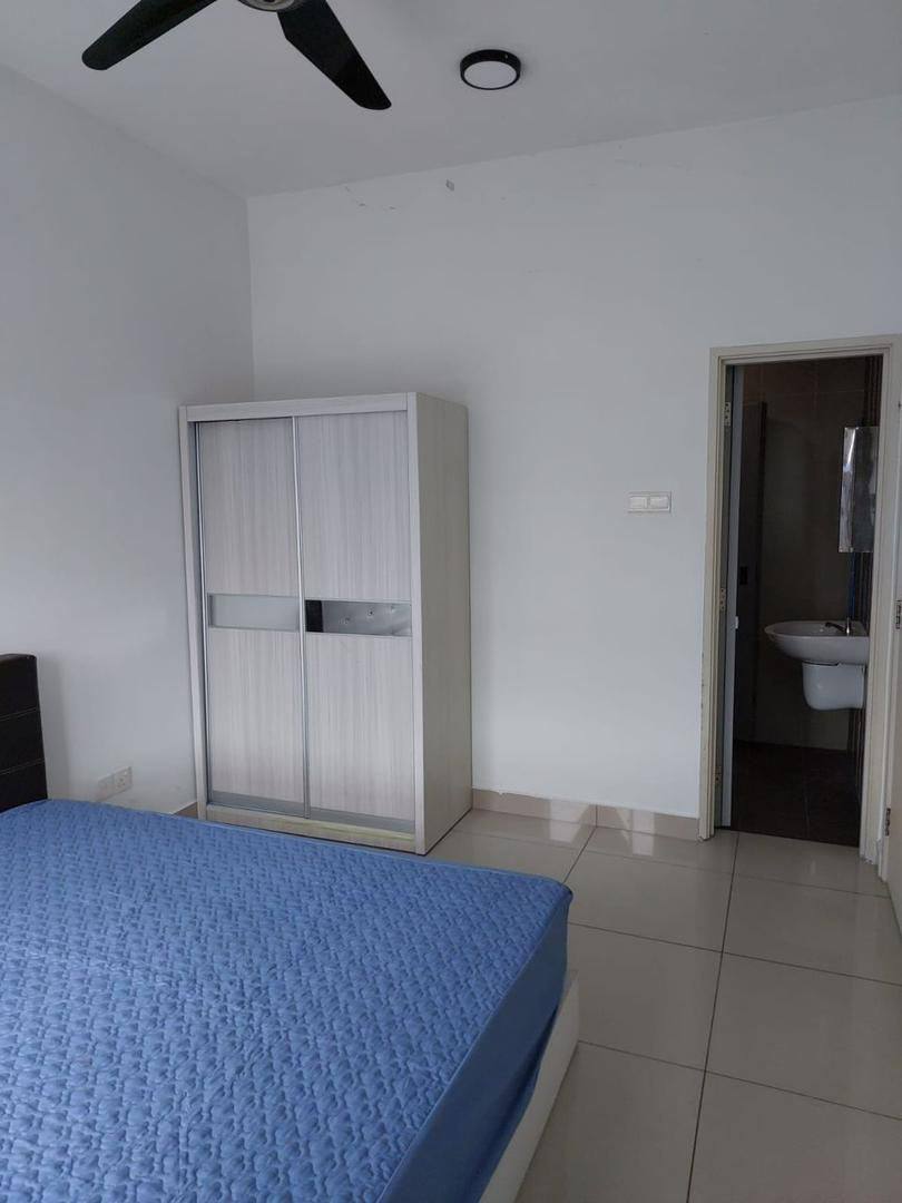 Executive Suite Nusa Bestari 6