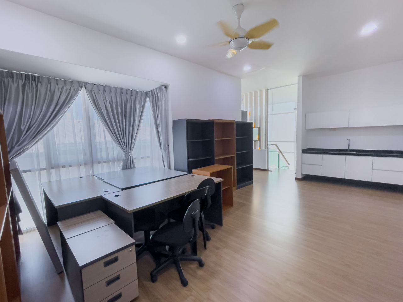 3 Storey Bungalow Taman Desa Tebrau 9