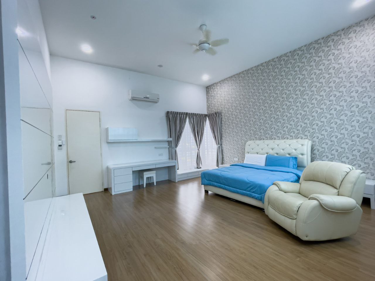 3 Storey Bungalow Taman Desa Tebrau 15