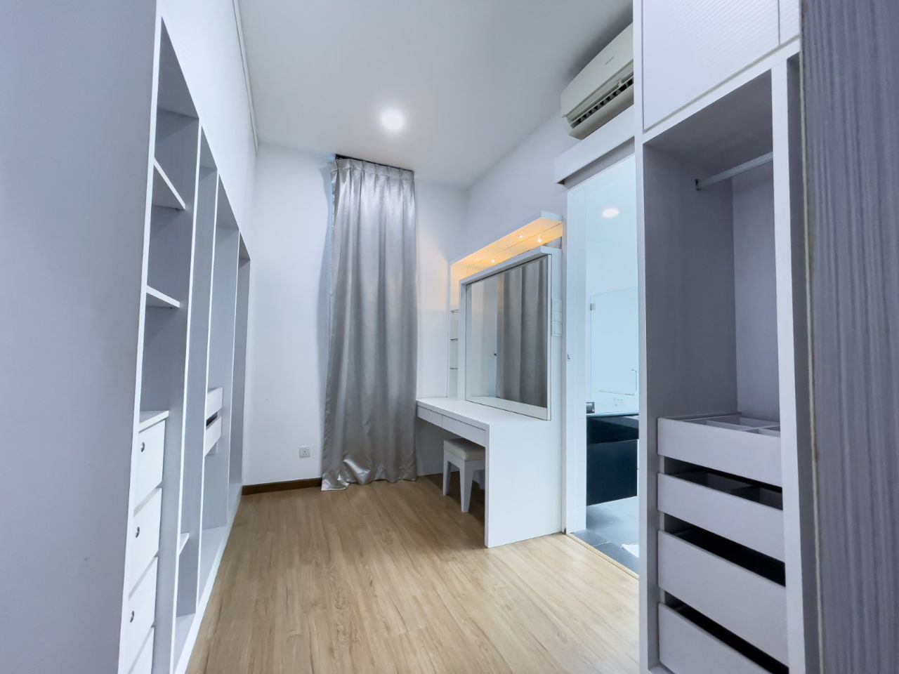 3 Storey Bungalow Taman Desa Tebrau 20