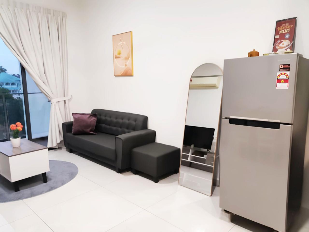 Condo Amberside @ Country Garden Danga Bay 6