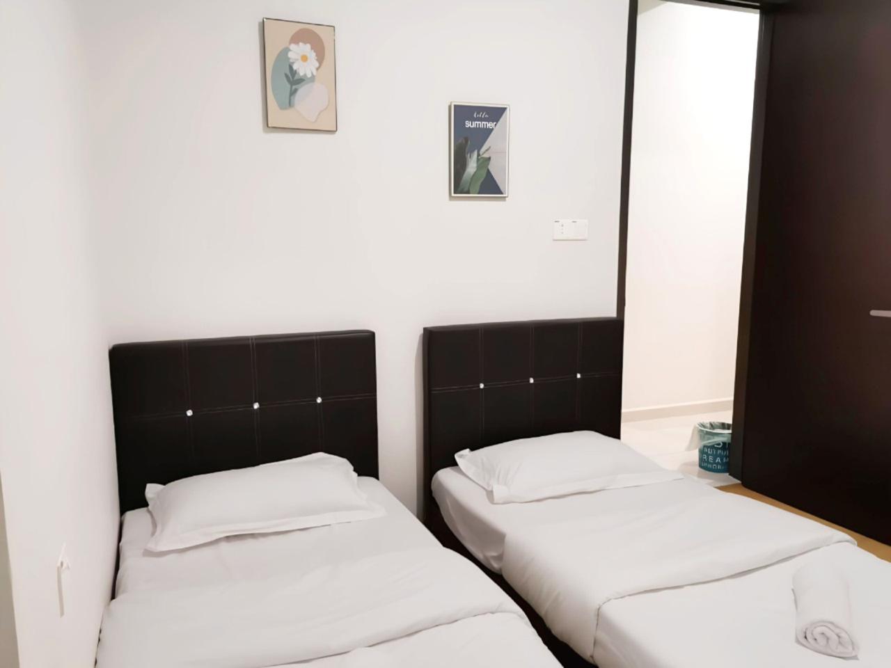 Condo Amberside @ Country Garden Danga Bay 4