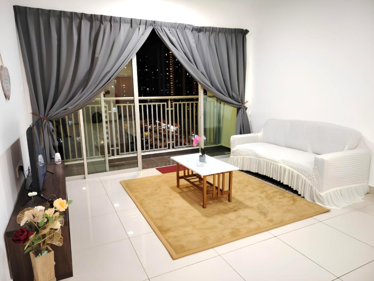 Condo Aliff Avenue 3