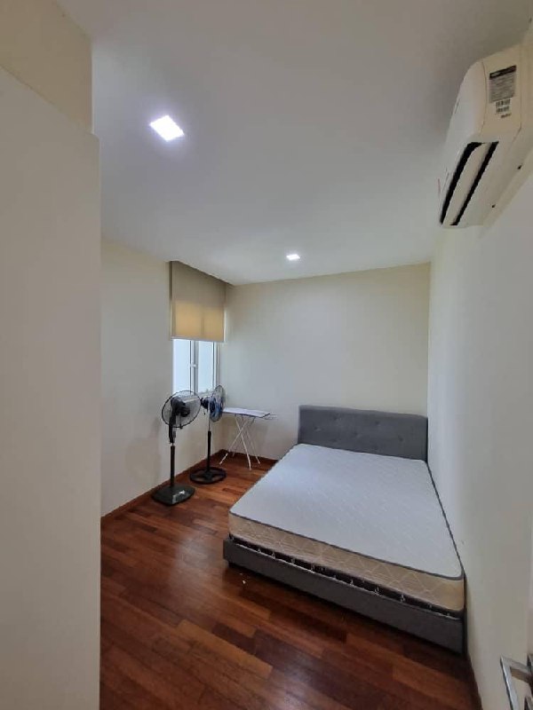Condo Medini 8