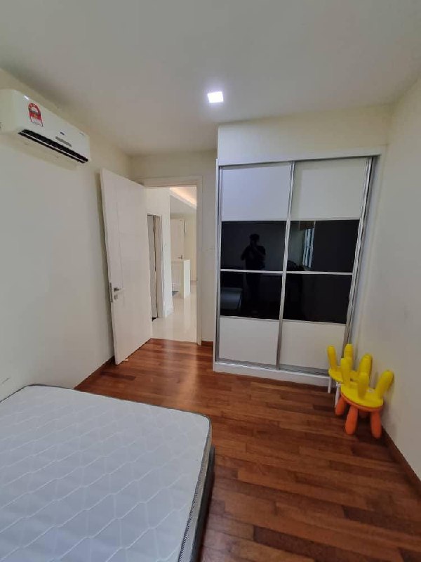 Condo Medini 7