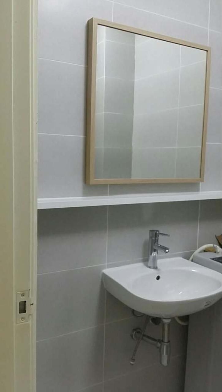 Studio PARC Regency 6