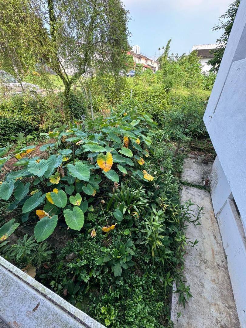 Double storey SemiD Jalan Merah Taman Pelangi 17