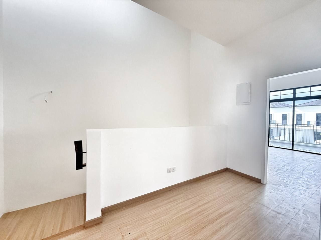 2 Storey Cluster House (End Lot) The Commune @ Eco Botanic 2 7