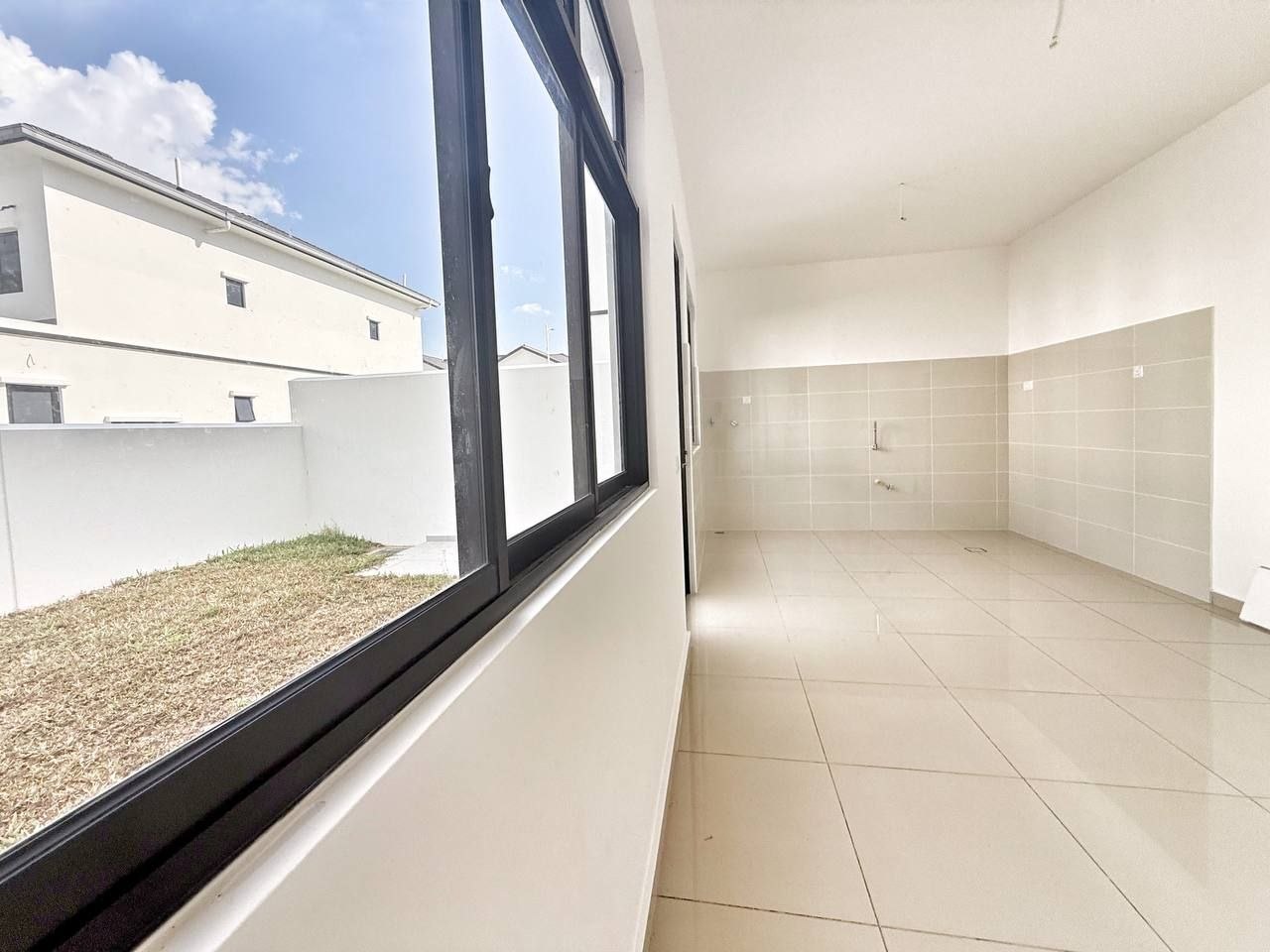 2 Storey Cluster House (End Lot) The Commune @ Eco Botanic 2 8