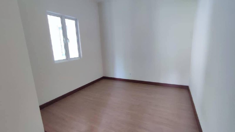 Intermediate Larkin Residence 2 4