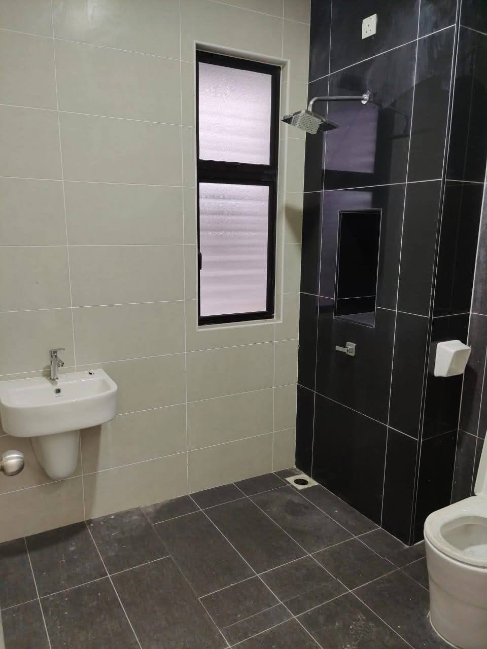 Semi D Taman Pulai Hijauan 11