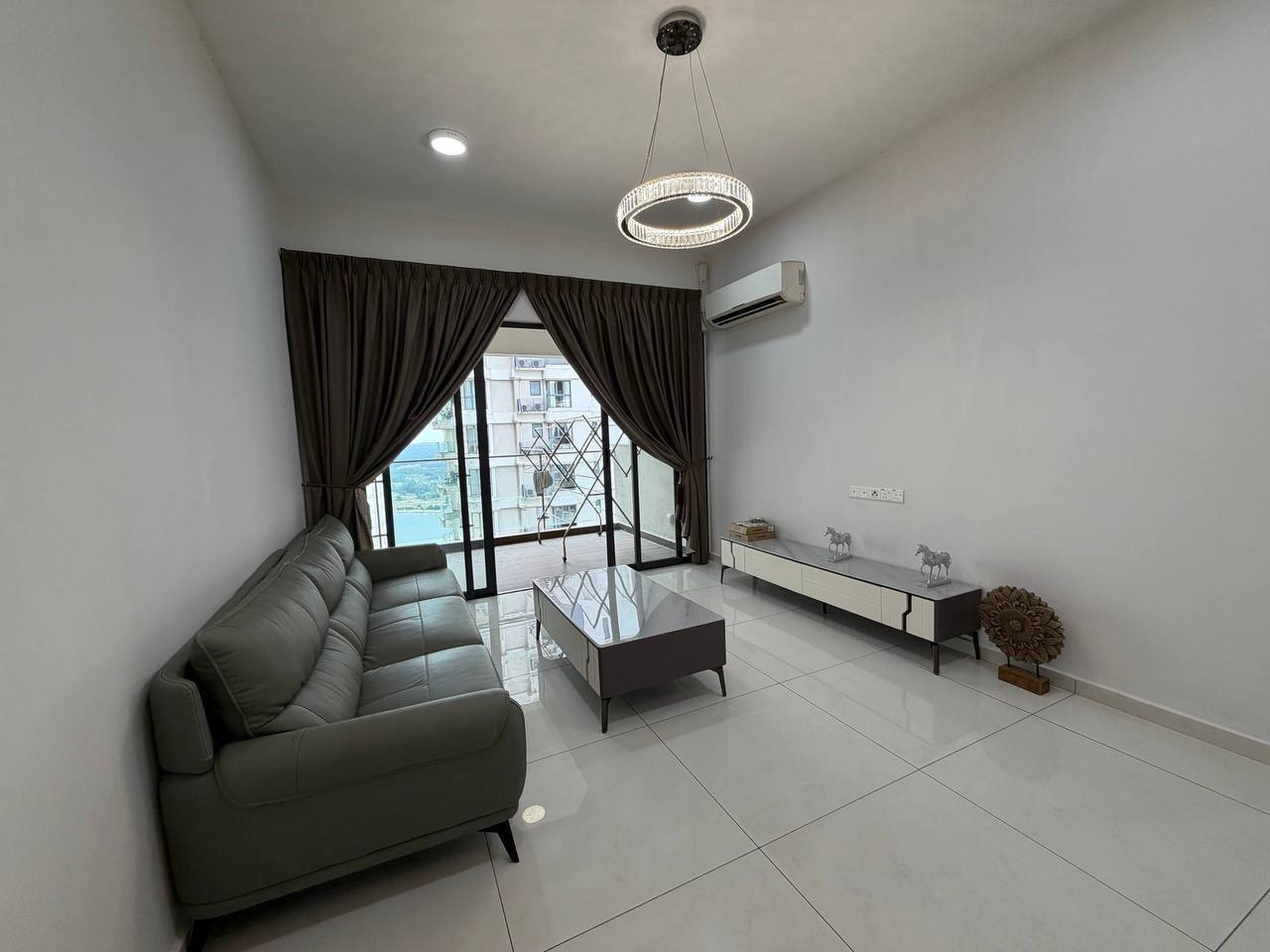 Condo Country Garden Danga Bay 2