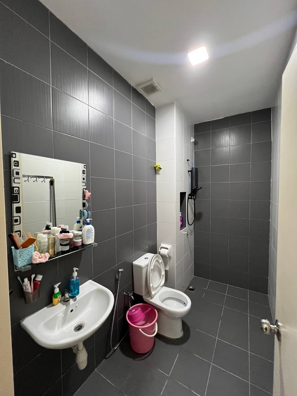 2 Storey Terrace Imperial Jade Residenz 10