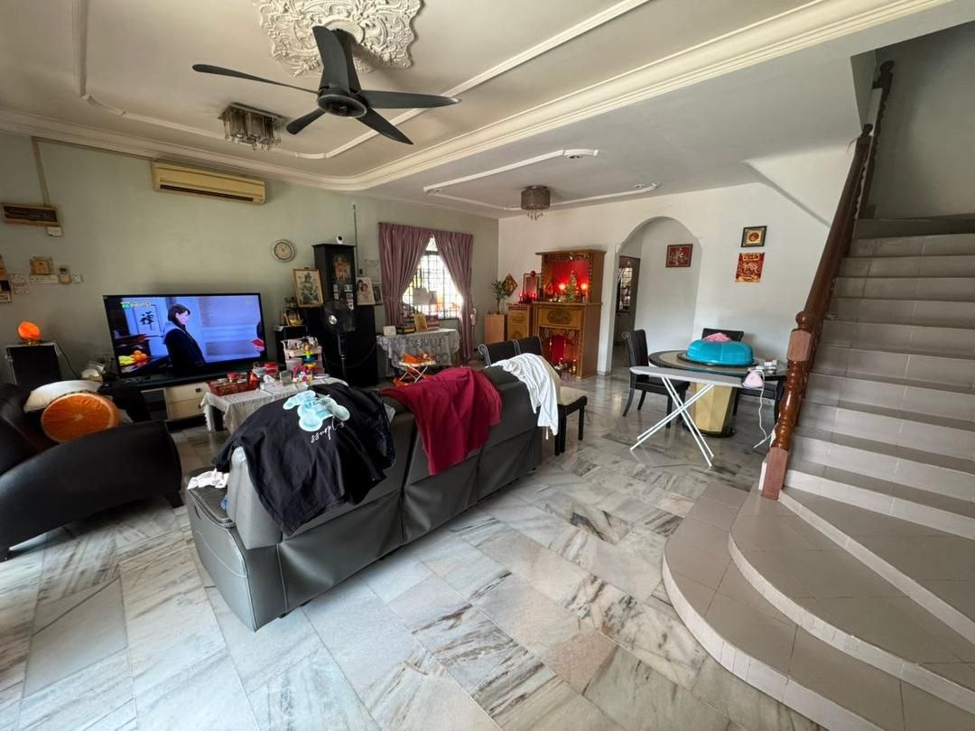 Double Storey Corner Lot Taman Sri Putri