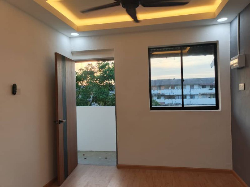 Flat Taman Ungku Tun Aminah 3