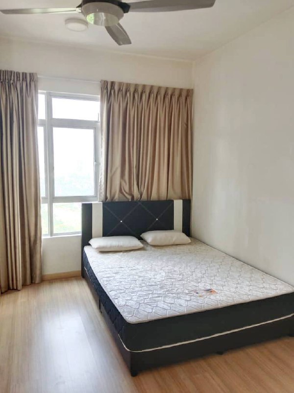 Apartment Taman Perling 5